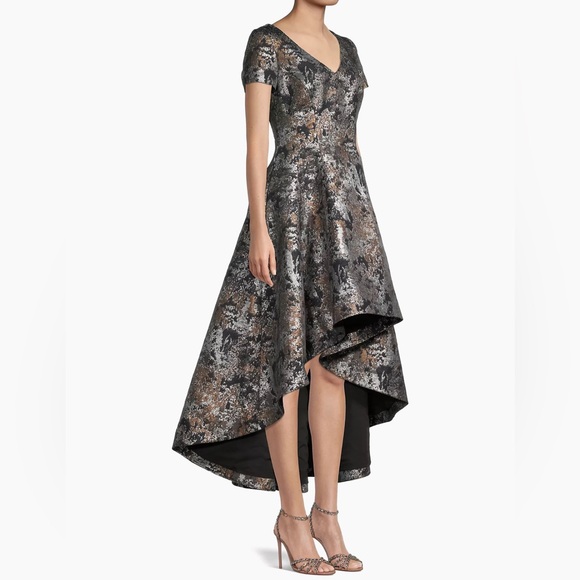 Shani Jacquard High-Low Gown - Picture 4 of 5